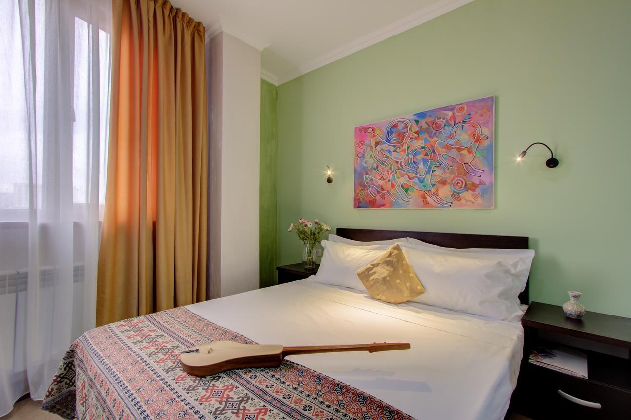 Olive Hotel Bisjkek Buitenkant foto